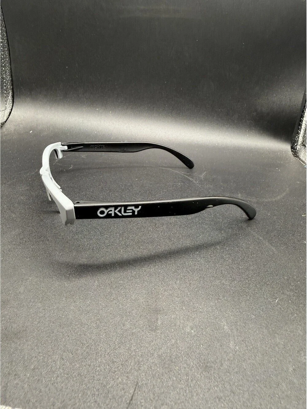 Oakley Frogskin Lite Matte Grey/Black Frame